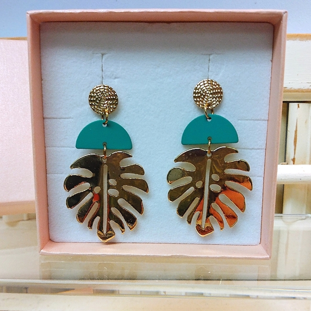 Gold and Green Monstera  Leaf Drop Earrings NWT in box.